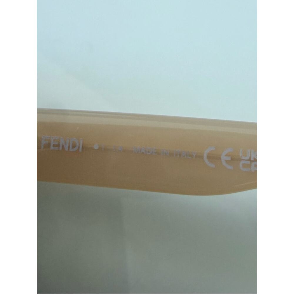 NEW!!! FENDI women oval sunglasses FE40140U 57E Authentic - Picture 5 of 6